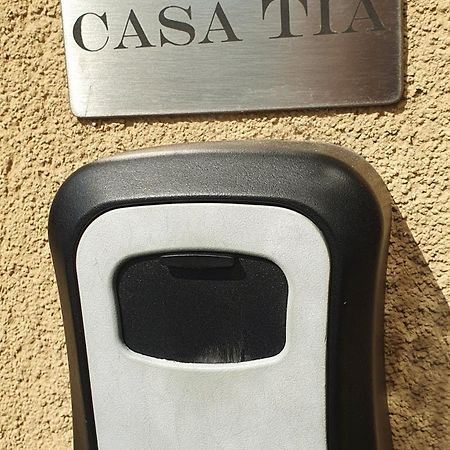 New Private Apt In Como A-C Self Check-In Luaran gambar