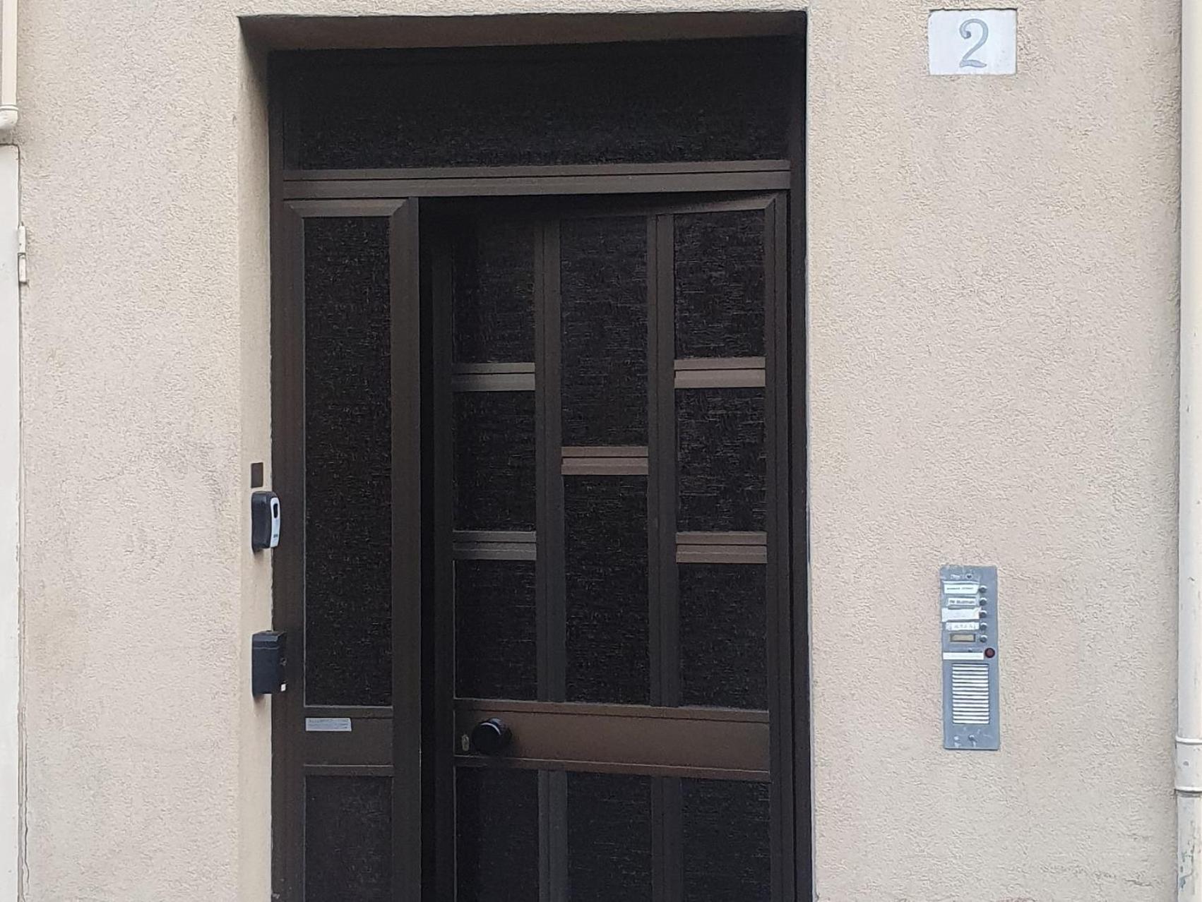 New Private Apt In Como A-C Self Check-In Luaran gambar